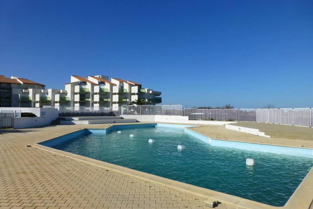 Les Goelettes - Appartement En Rdc Avec Acces Direct A La Plage Saint-Cyprien  Eksteriør billede