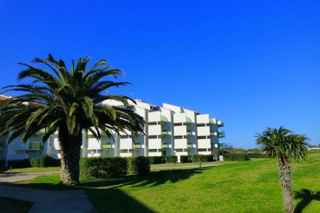 Les Goelettes - Appartement En Rdc Avec Acces Direct A La Plage Saint-Cyprien  Eksteriør billede